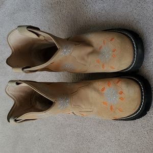 Women's Ariat FatBaby boots, sz 10, tan w/Orange & Lt Blue patterns